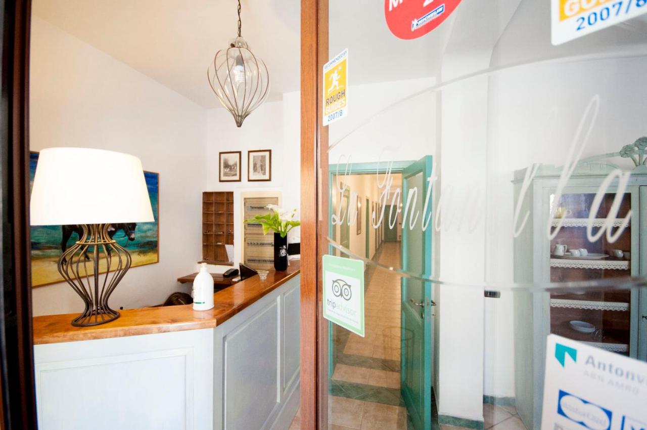 Albergo La Fontanella Noto Exterior foto